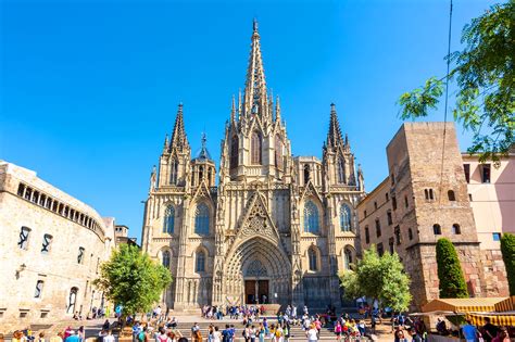 barcelona town centre|17 of the best things to do in Barcelona in 2024.